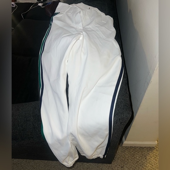 Brand New/Never Worn Tory Sport White Pants - Picture 3 of 4